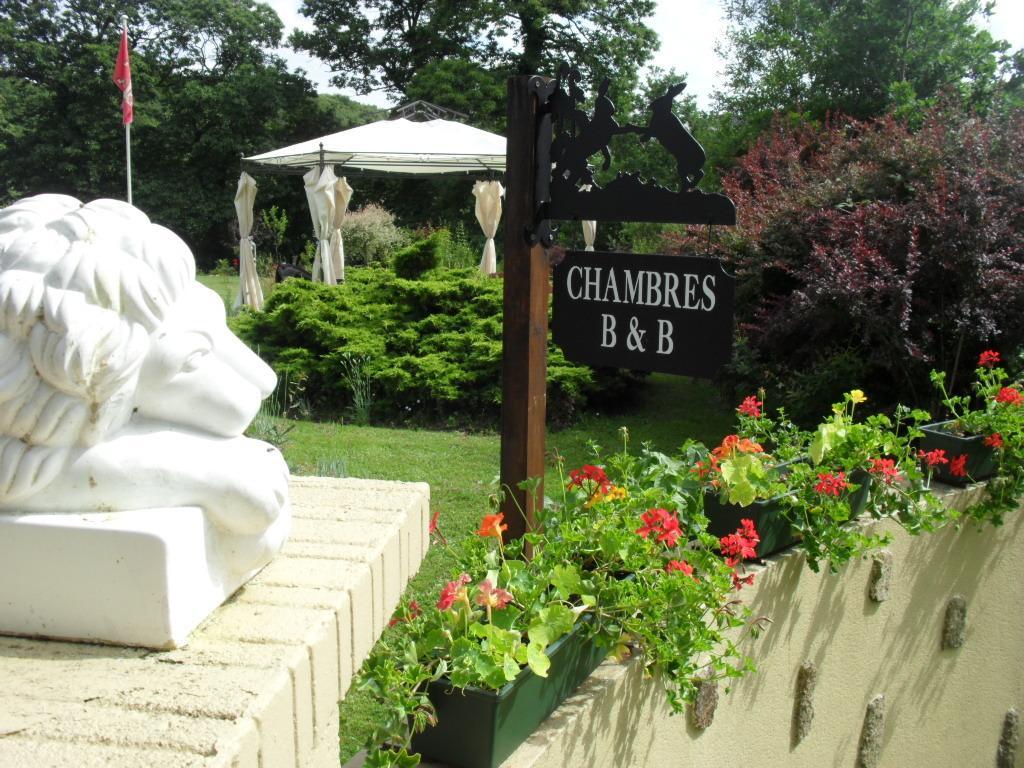 La Chevallerie B&B Isigny-le-Buat Exterior foto