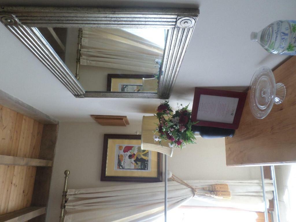 La Chevallerie B&B Isigny-le-Buat Exterior foto